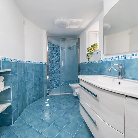 De Vivo Realty - Maison Juliette